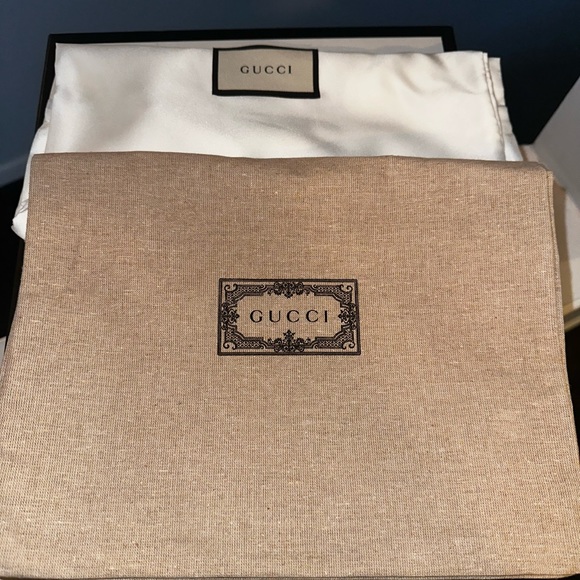 Gucci Apollo Sneakers Color: Mystic White Size: Gucci 11.5 which equates to 12.5 - Picture 8 of 8